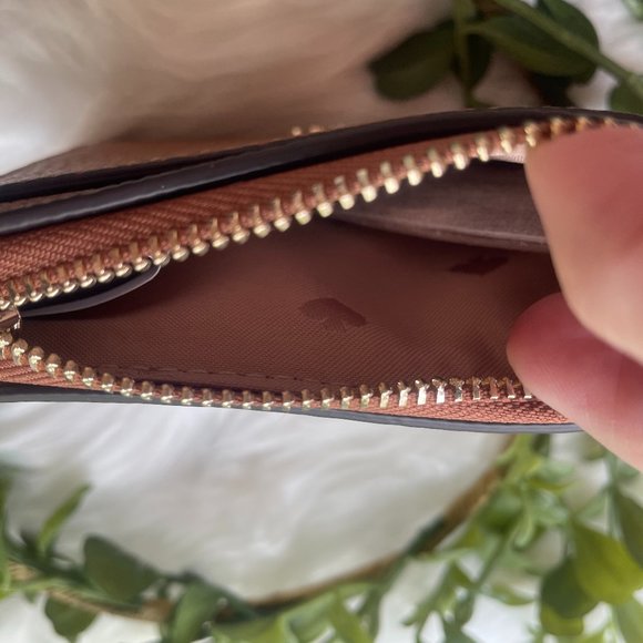 NWT Kate Spade Leila Card Holder Wristlet with Key Ring - Picture 6 of 9